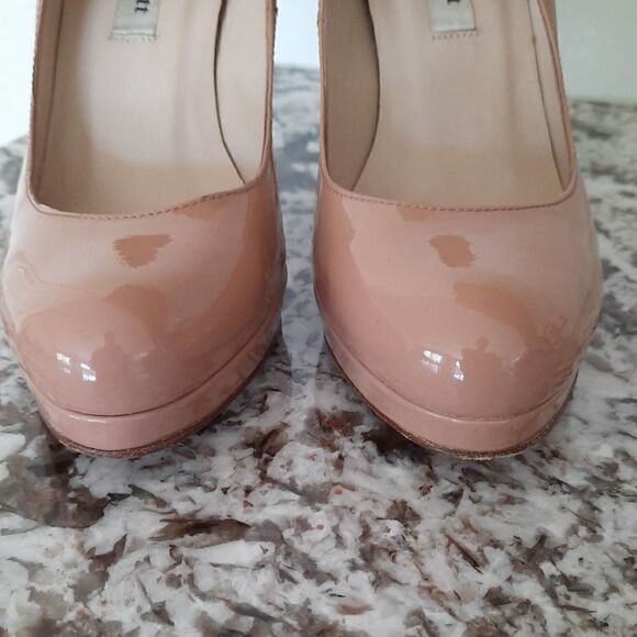 L.K.Bennett Sledge Nude Patent Leather Pumps size 35 - Picture 2 of 11